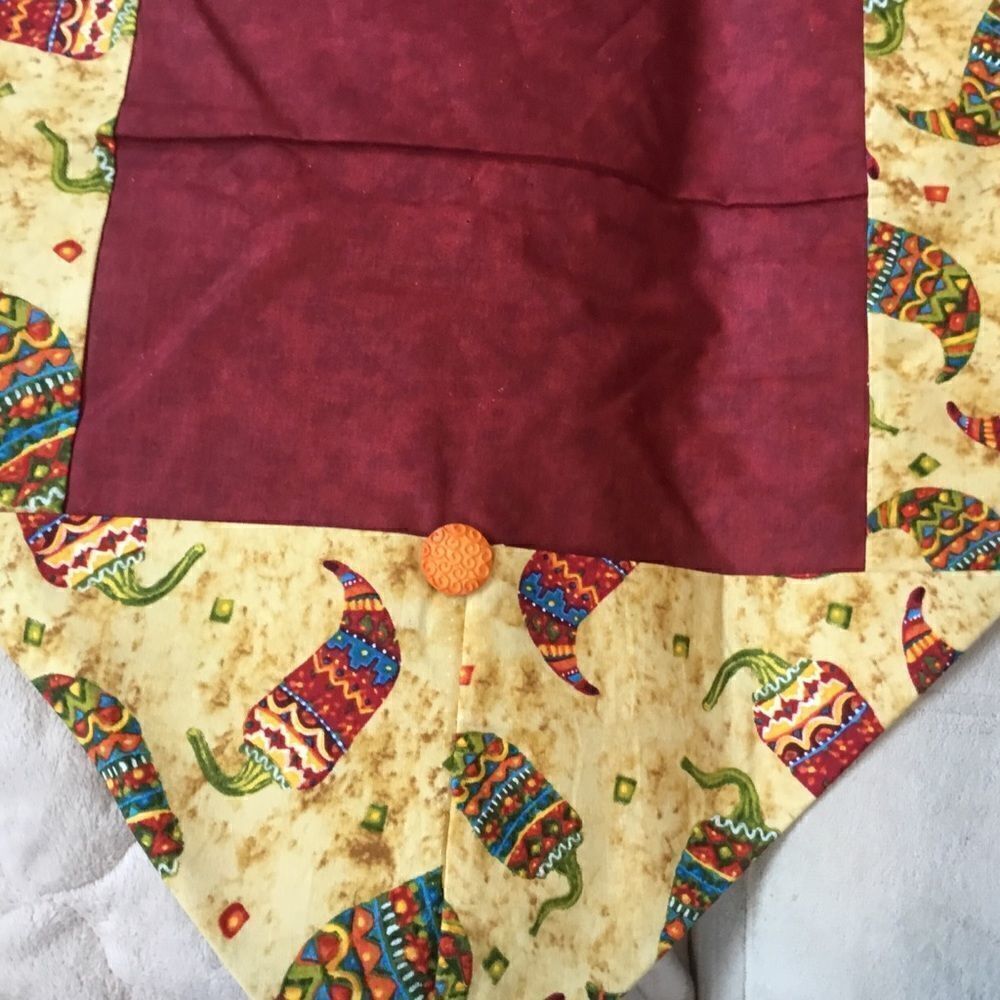NWT Hand Crafted Set of 2 Table Runners - Picture 7 of 12
